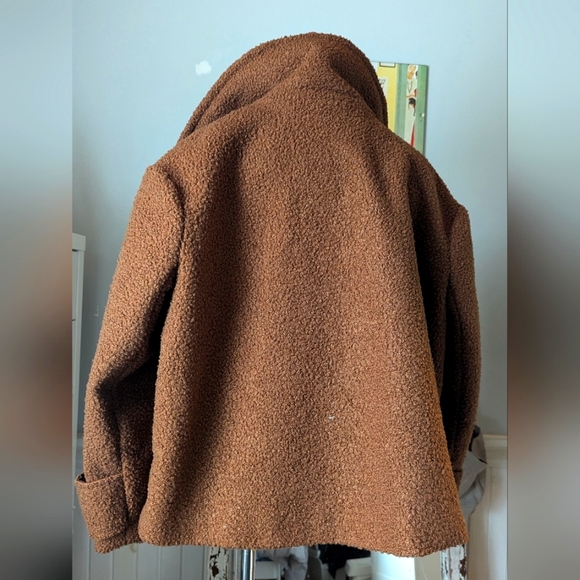 Chepe Cropped Oversized Jacket - Picture 5 of 10